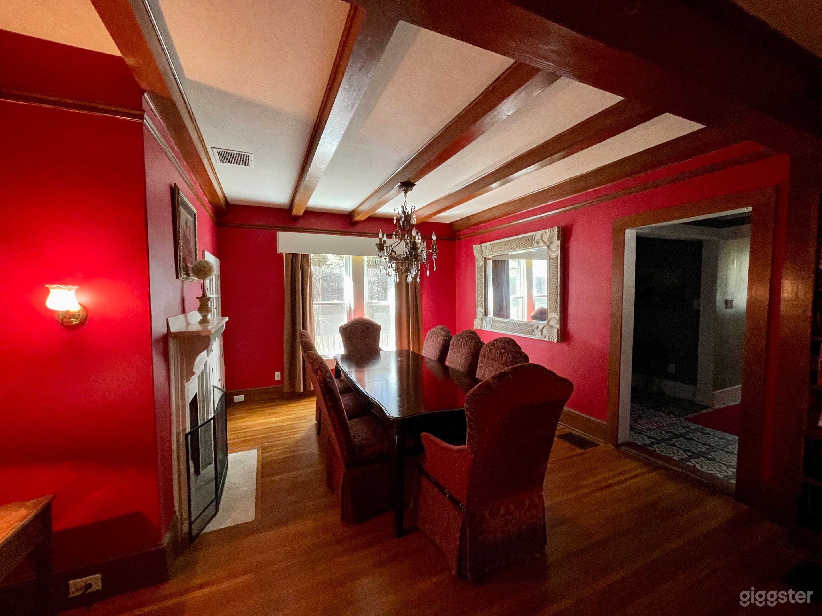 Beautiful Remodeled Historic Mansion Photo 1