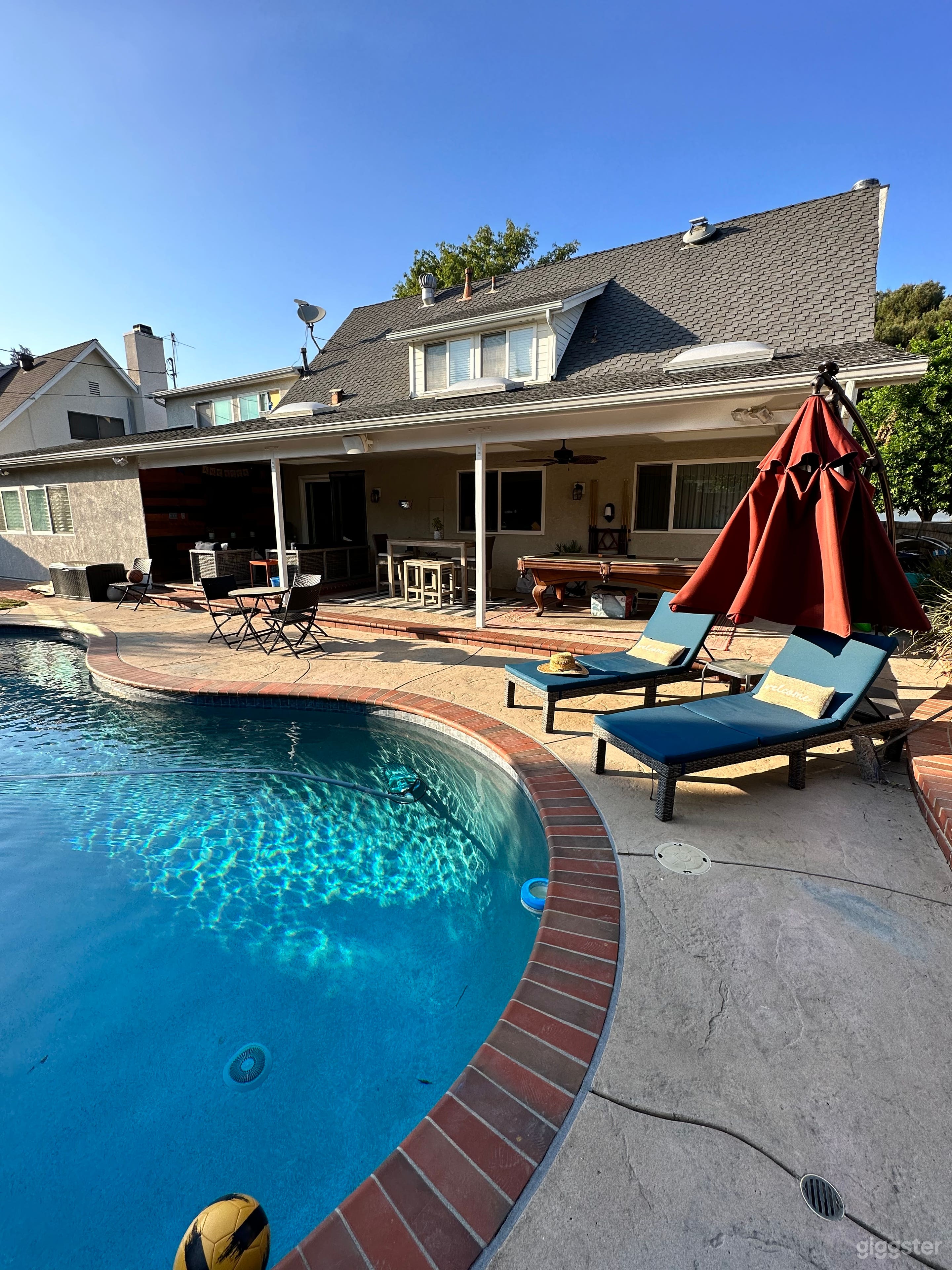Beautiful Traditional American Home with Pool! Photo 2