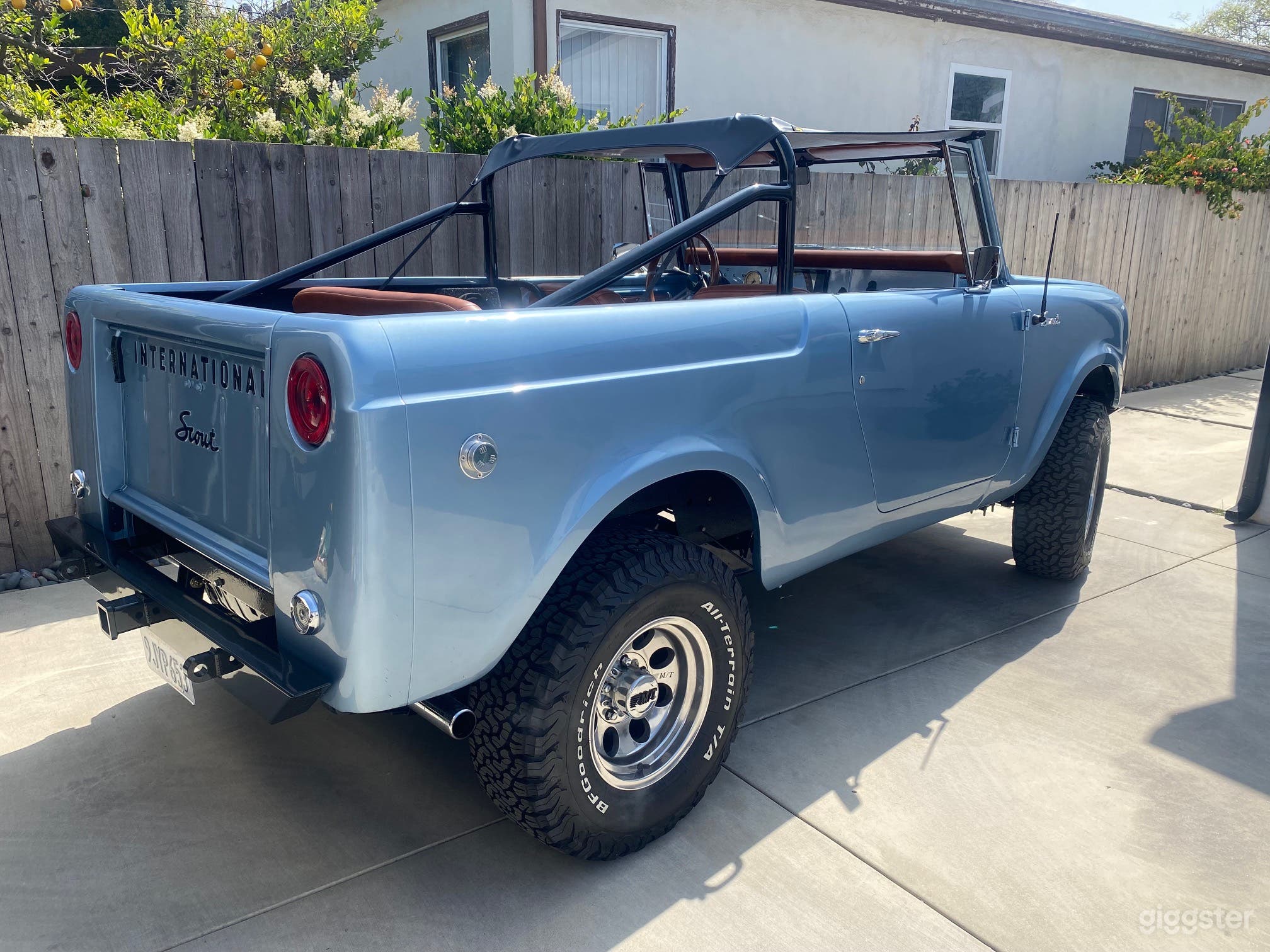 #76,110 1971 International Harvester Scout 800B  Photo 3