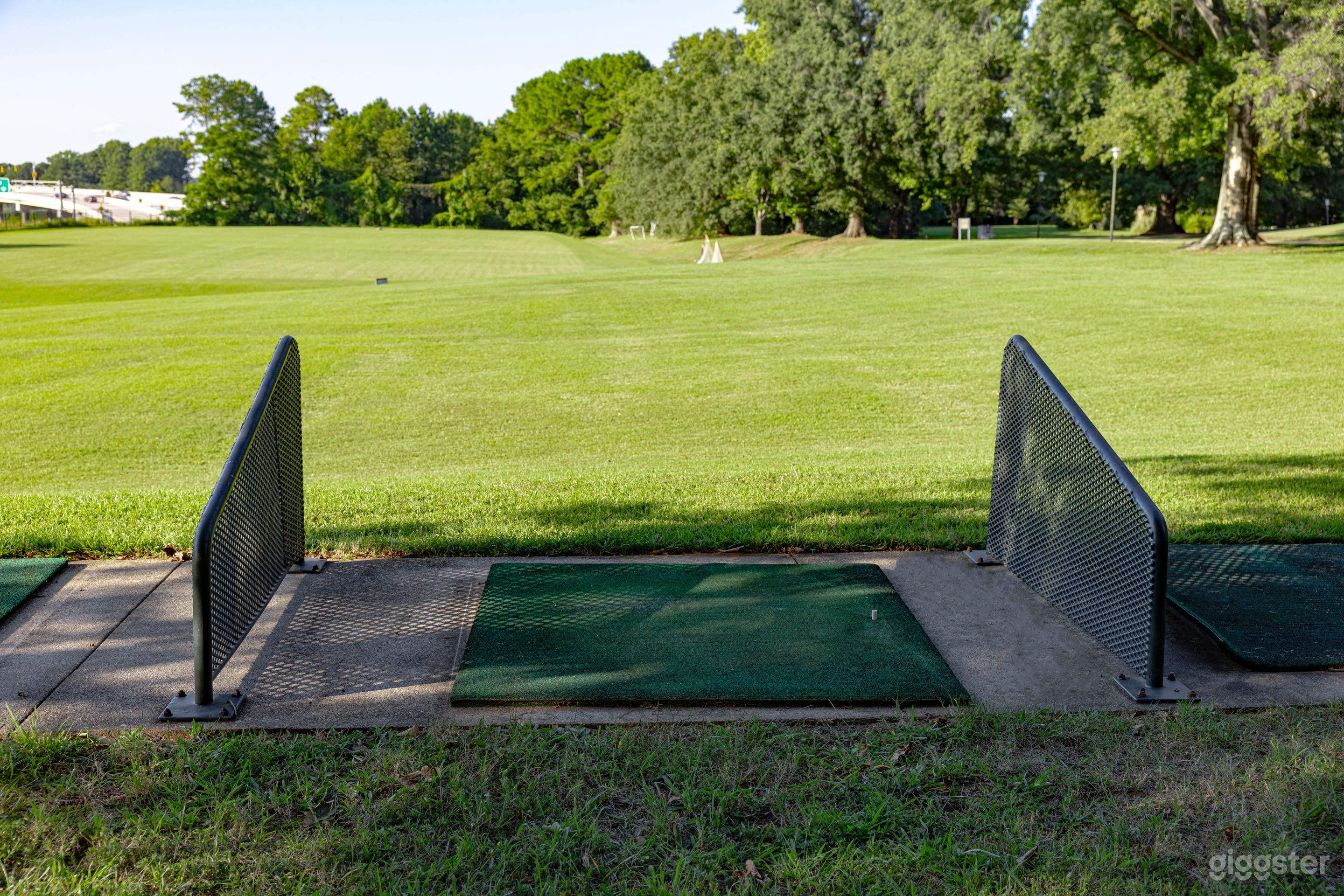 Competitive Golf Driving Range Photo 4