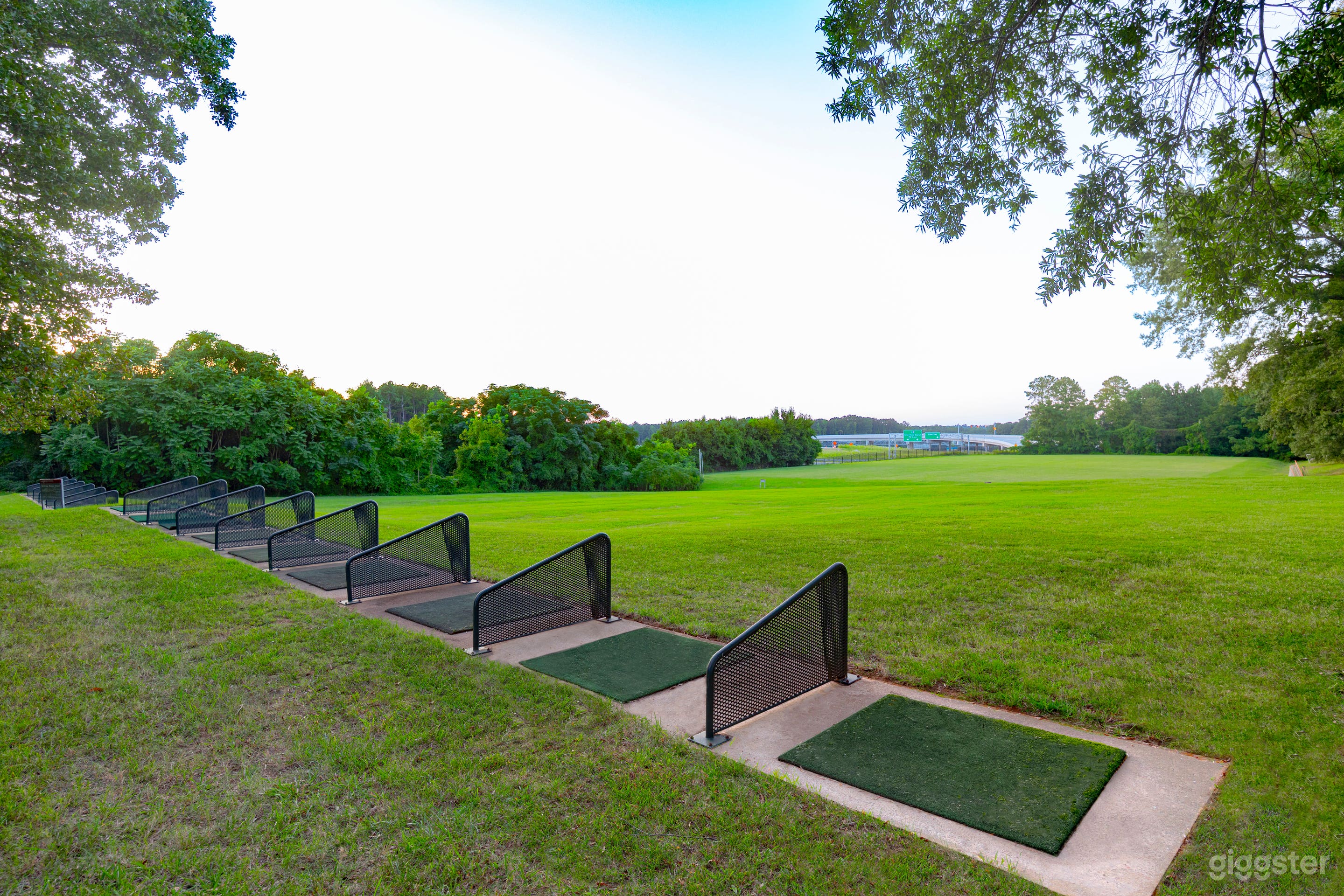 Competitive Golf Driving Range Photo 2