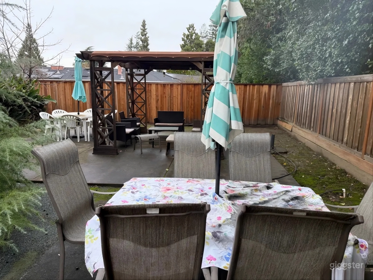  Spacious Backyard Oasis: Bring Your Own Decorations! 