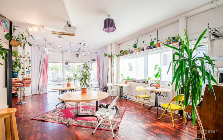  Multi-Use Creative Venue with Studios & Event Facilities 