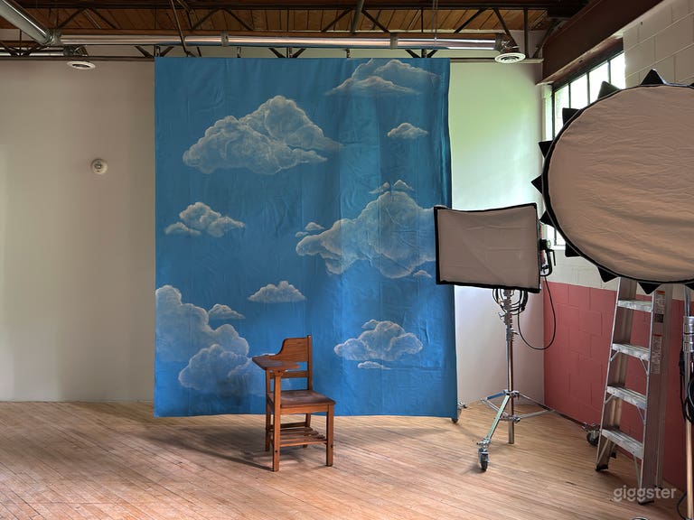  Retro Renaissance Creative Studio & Spazio Eventi 