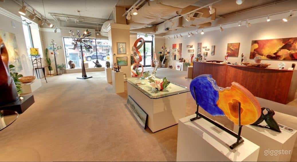 Downtown Art Gallery with Ample Space for up to 50 Photo 3