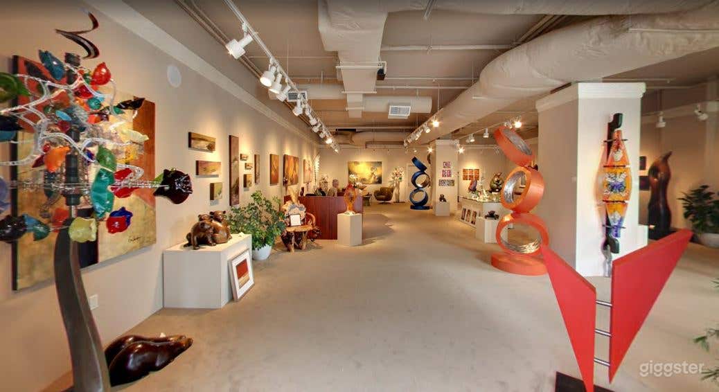 Downtown Art Gallery with Ample Space for up to 50 Photo 1