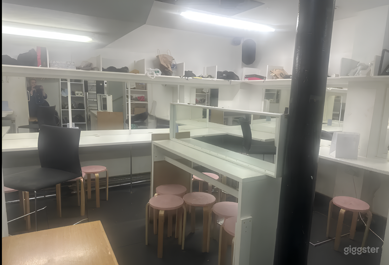  Burlesque Club with Large Stage 