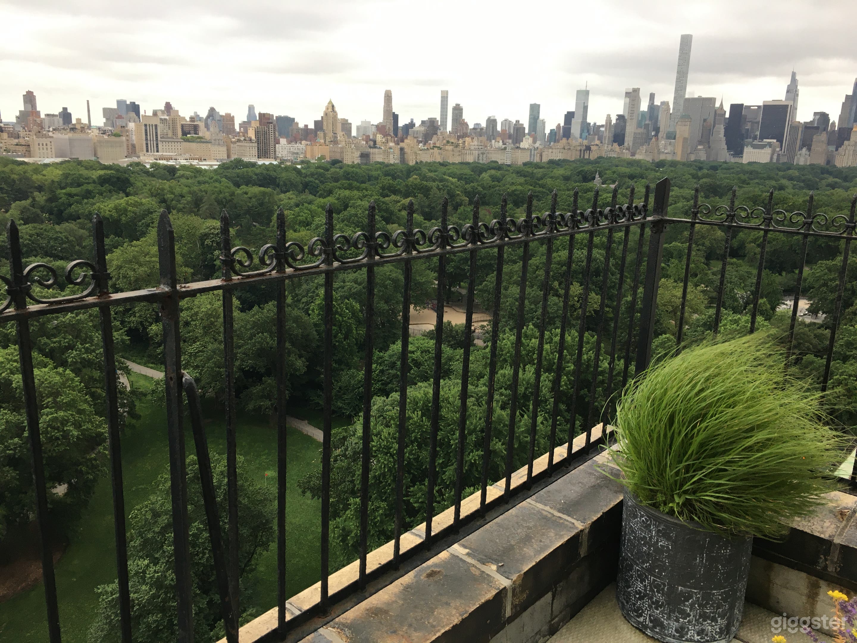 Manhattan terraced PH overlooking Central Park  Photo 2