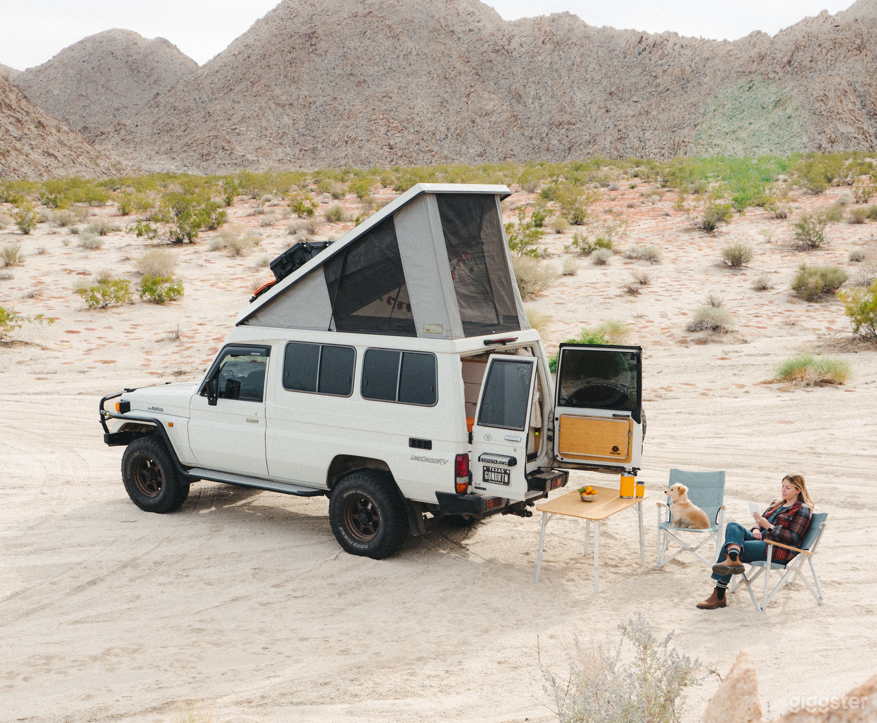 1994 Toyota Land Cruiser Troop Carrier Classic Van Photo 2