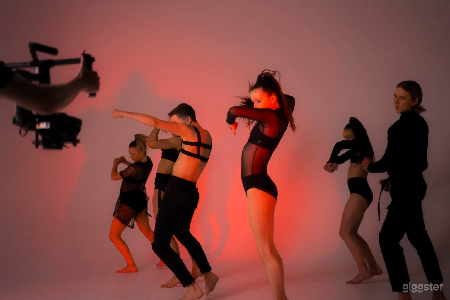 Large Photographic Studio to hire - Central Coast Photo 3