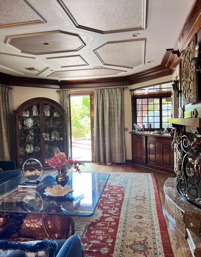  Beautiful and Elegant Castle 