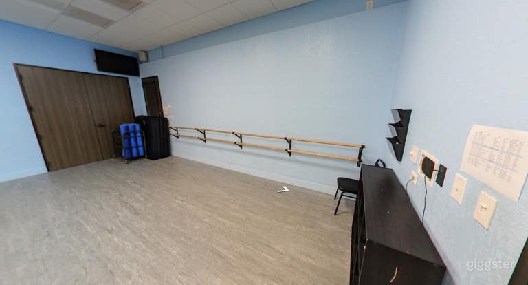  Dance Studio 6 