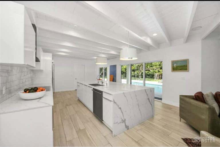  Light Filled Contemporary House on Large Property  