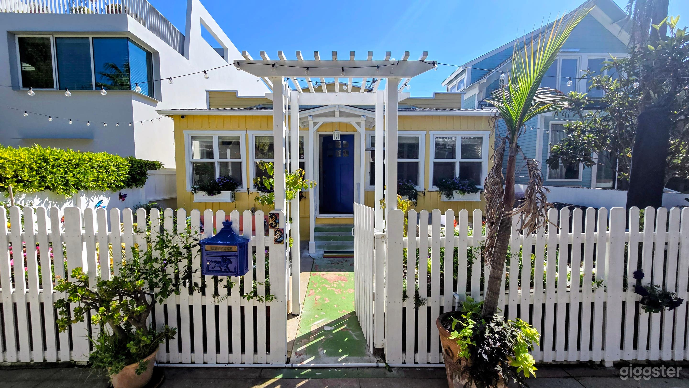Classic Venice Beach Bungalow (1924) Photo 1