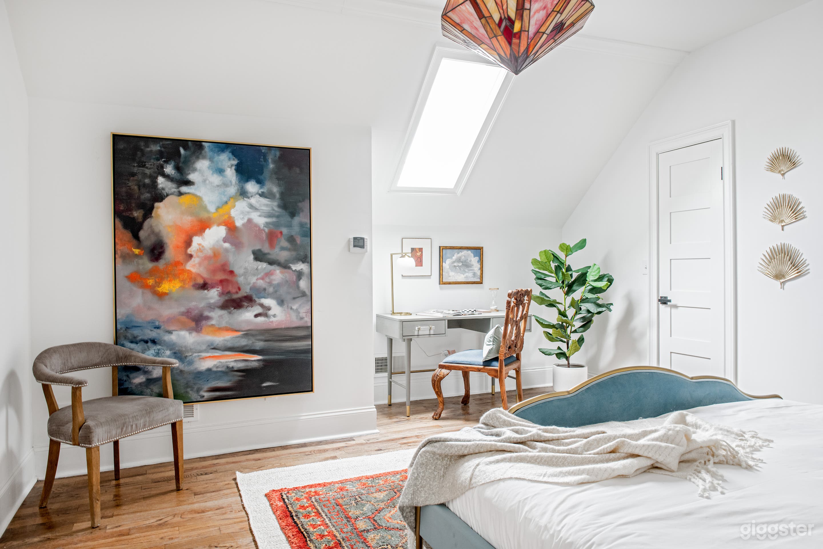 Cloud NIne | Upscale Furnished Rental Photo 4