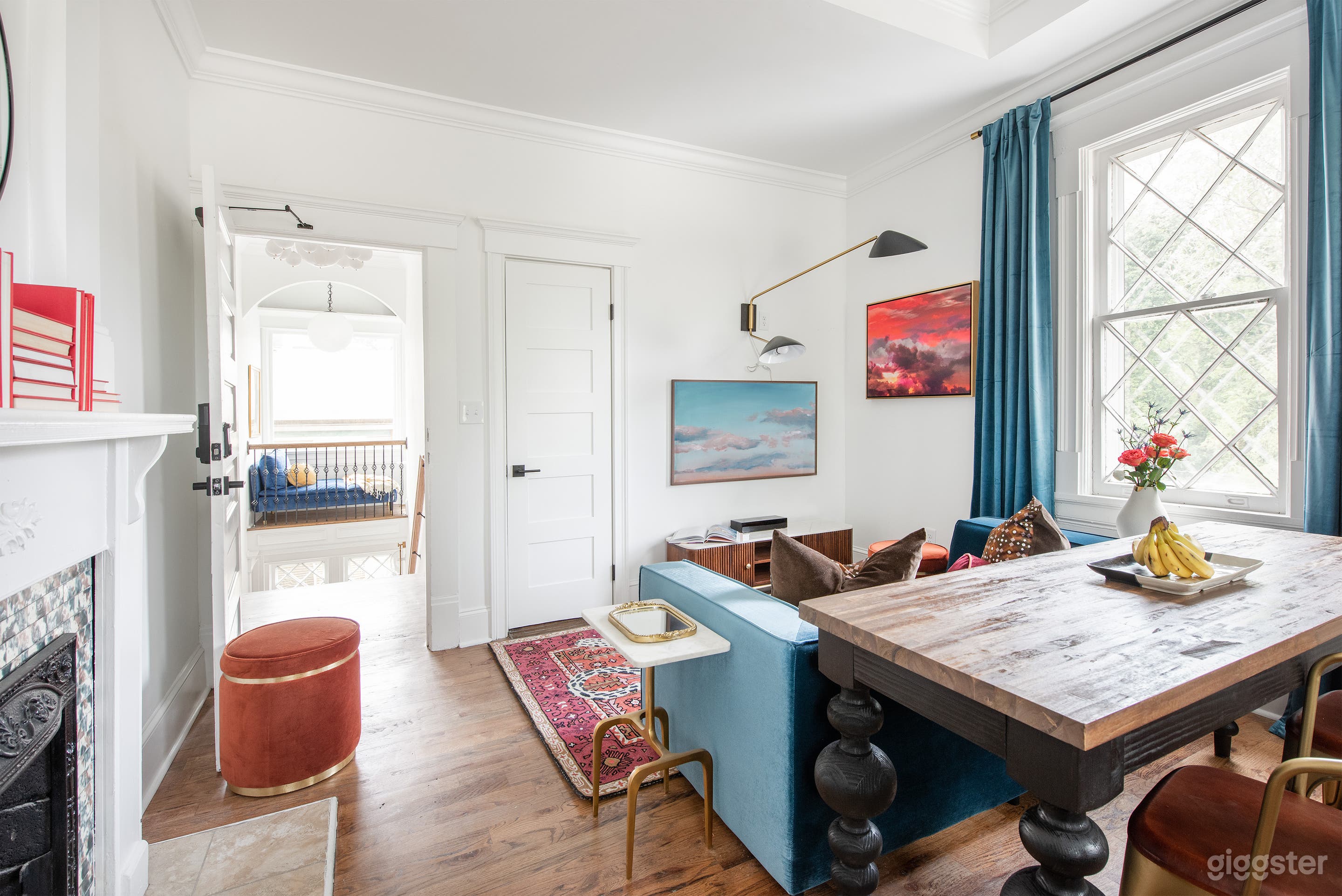 Cloud NIne | Upscale Furnished Rental Photo 2