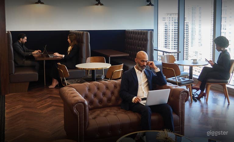  Shared Tables and Co-Working Space 