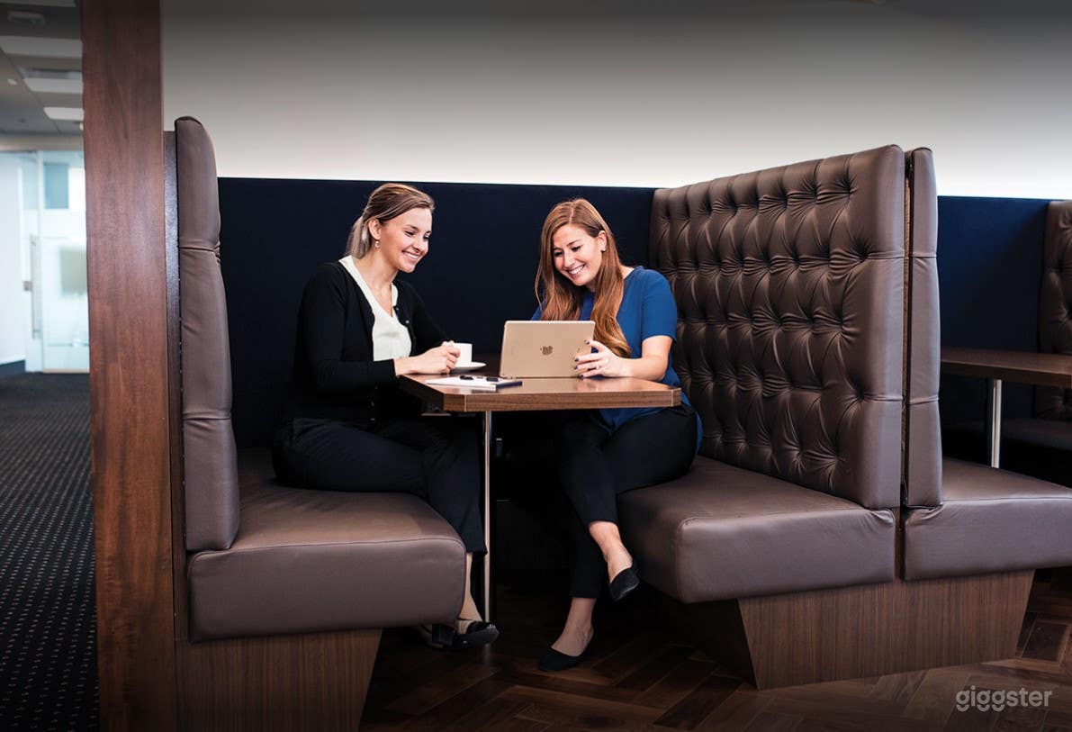 Shared Tables and Co-Working Space Photo 3