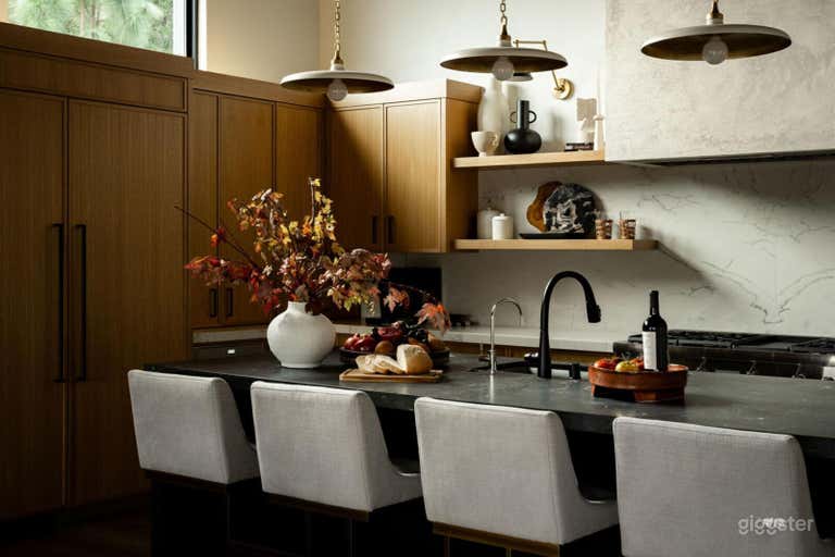  Modern Designer Estate with Pool Buyout 