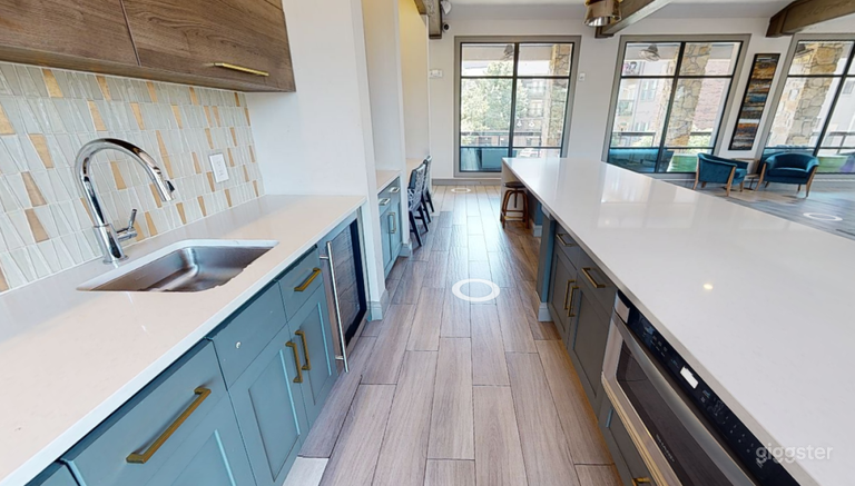  Refined, Spacious Club Room in Plano 