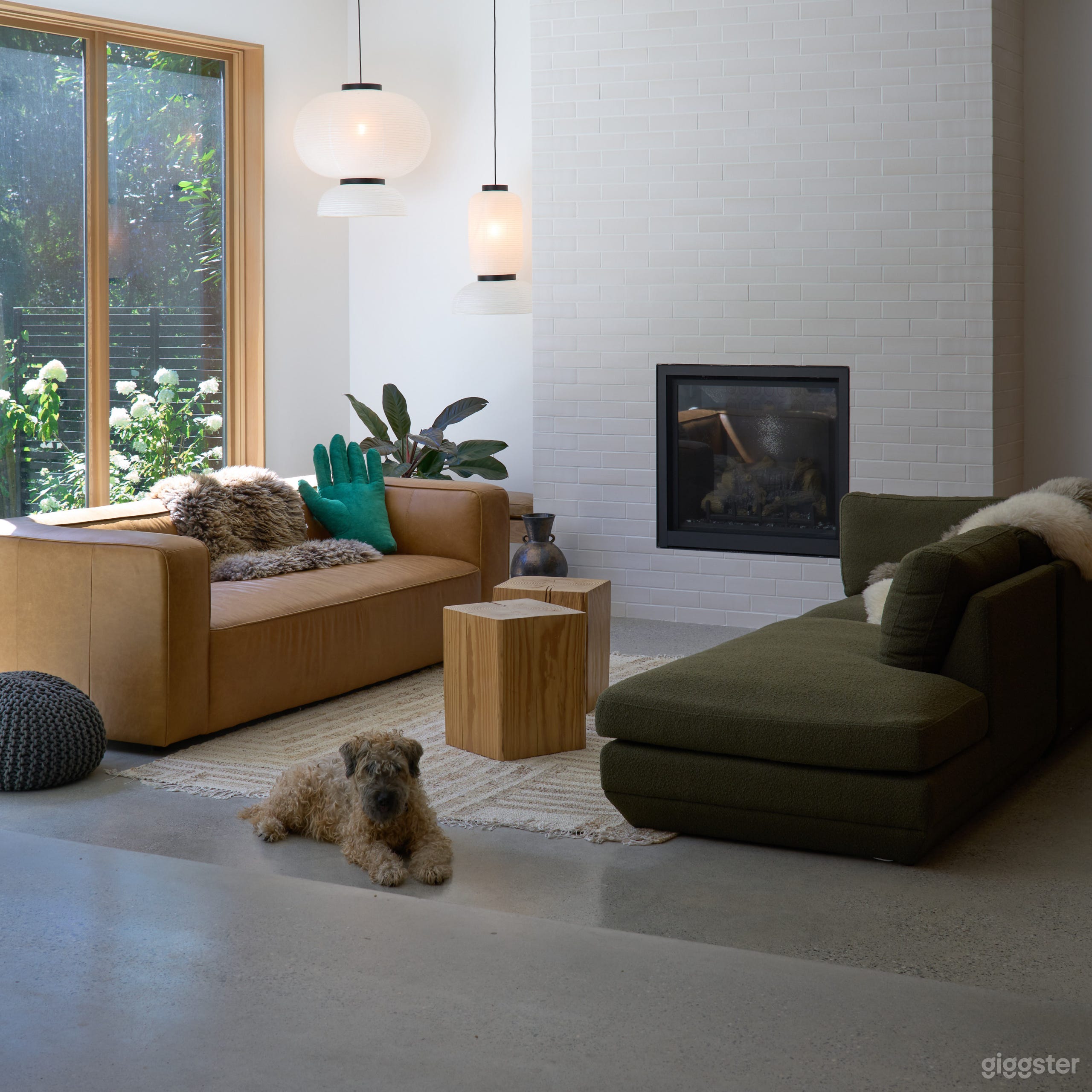 Modern West Coast Home in North Vancouver. Photo 1