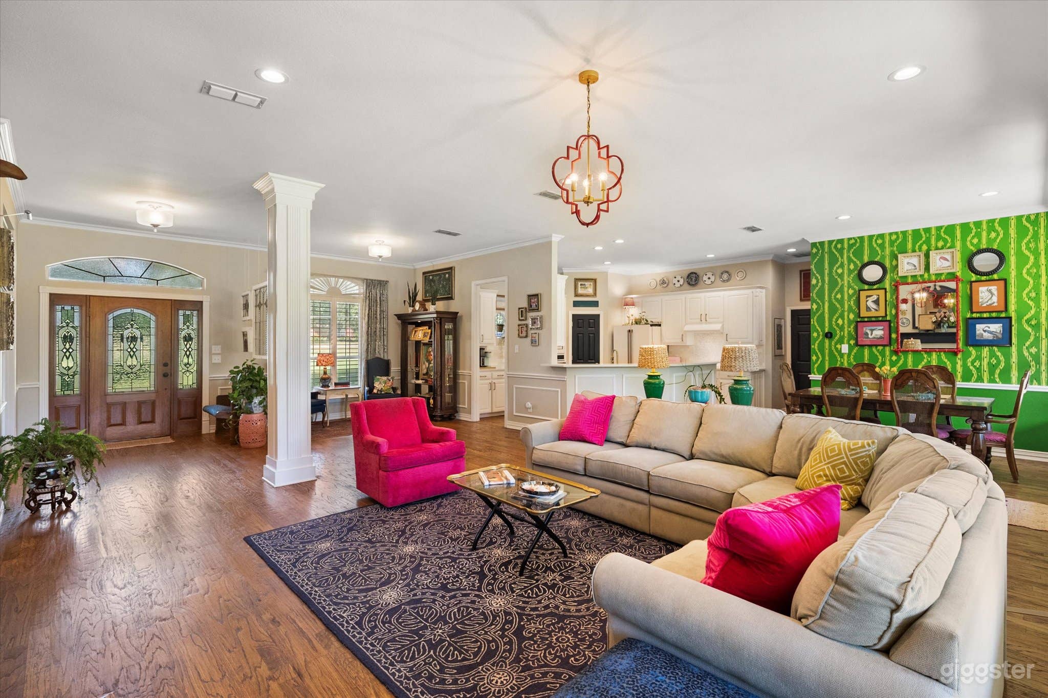 S Fort Worth Bright Open Concept Home on 4.5 Wooded Acres Photo 3