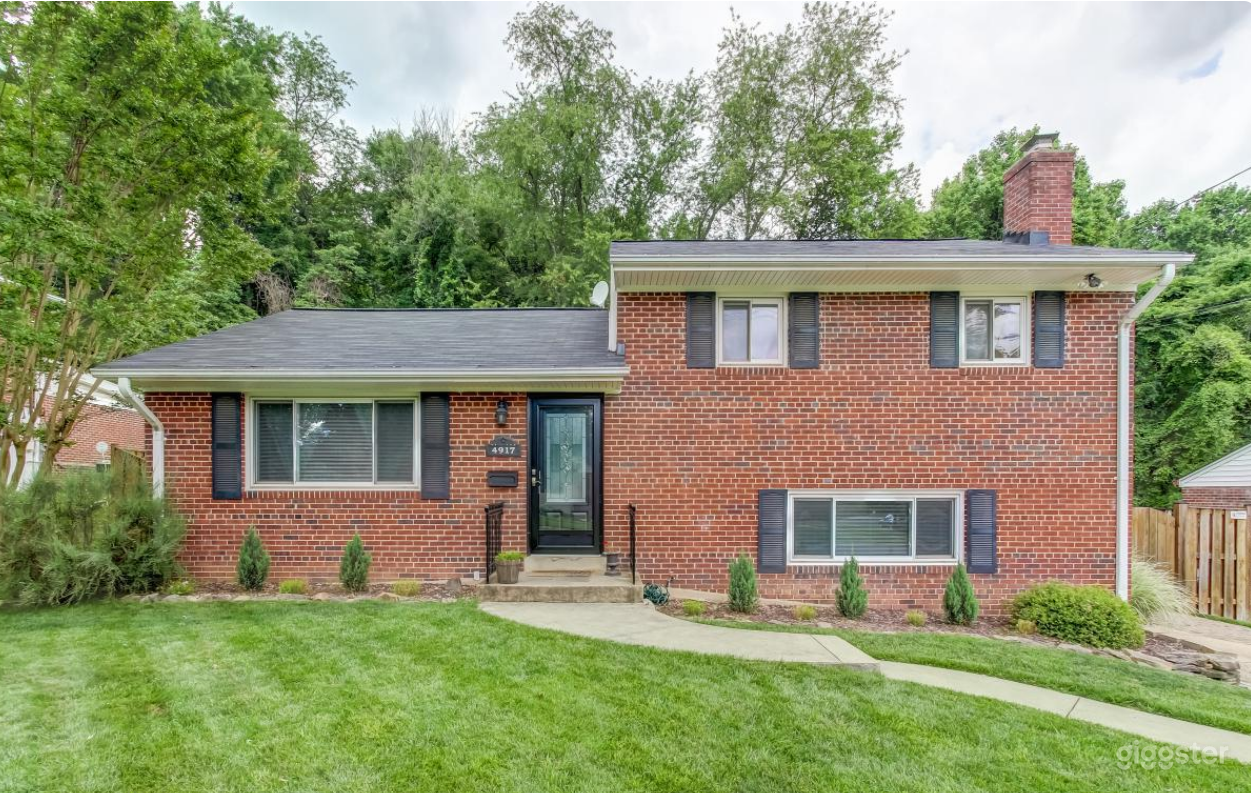 Modern Oasis in the Woods Photo 1