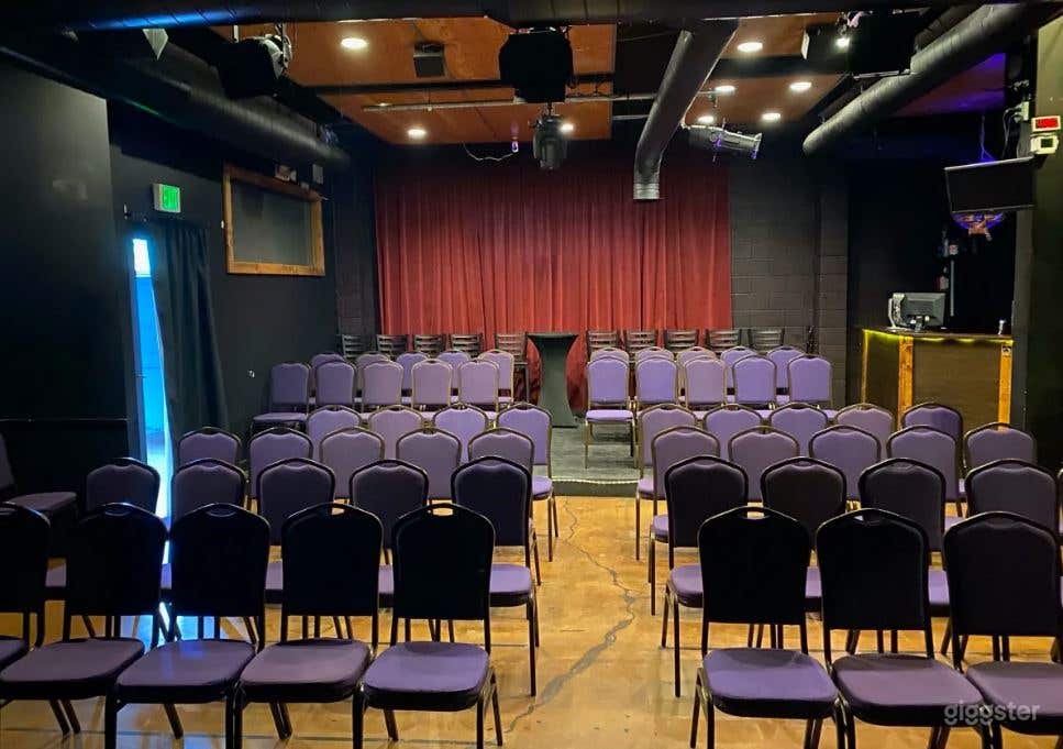 RISE Comedy - Denver Comedy, Improv, Stand Up and Sketch - Full Bar Photo 2