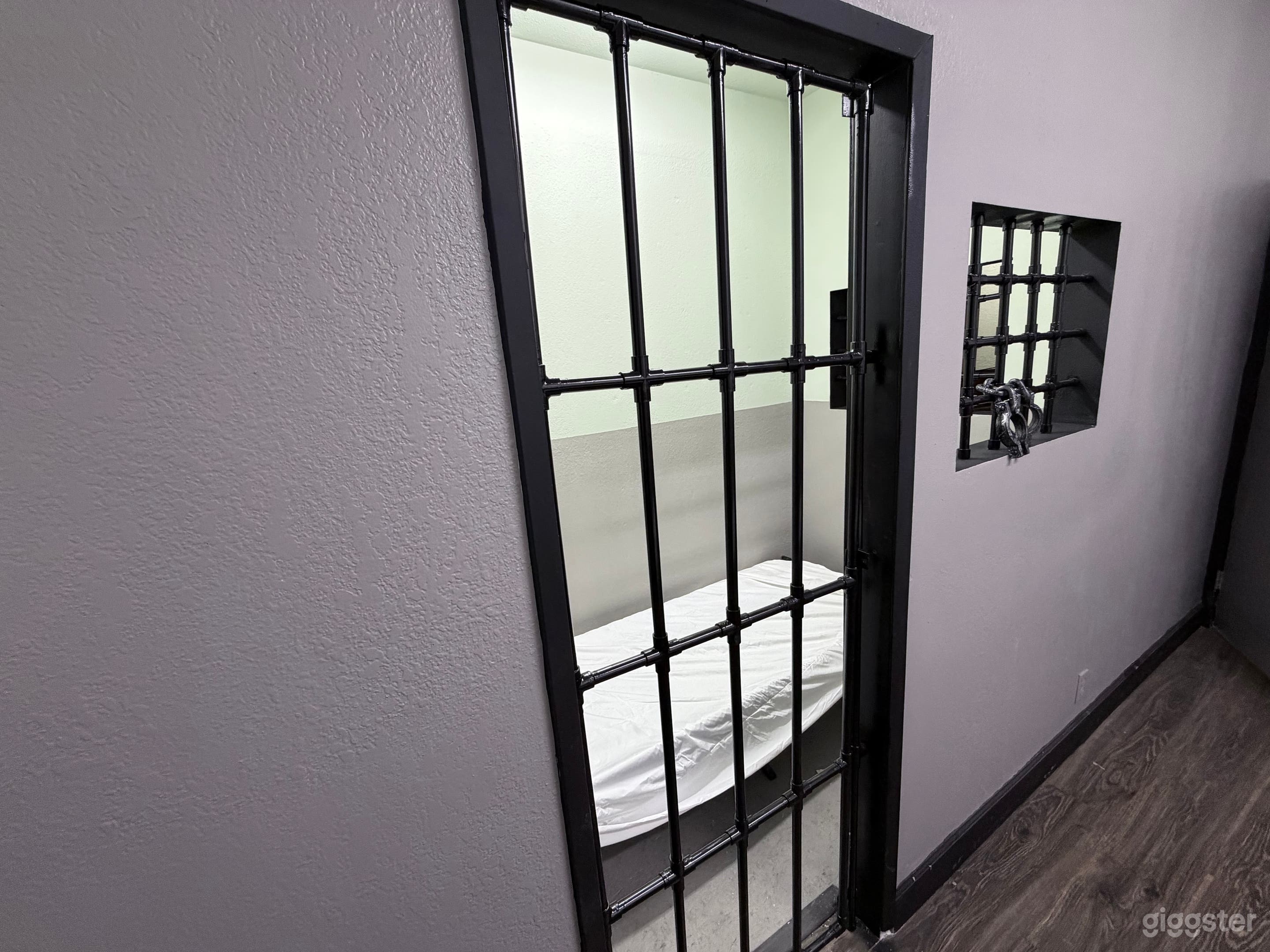 Realistic Jail Cell & Interrogation Room Set Near DTLA Photo 4