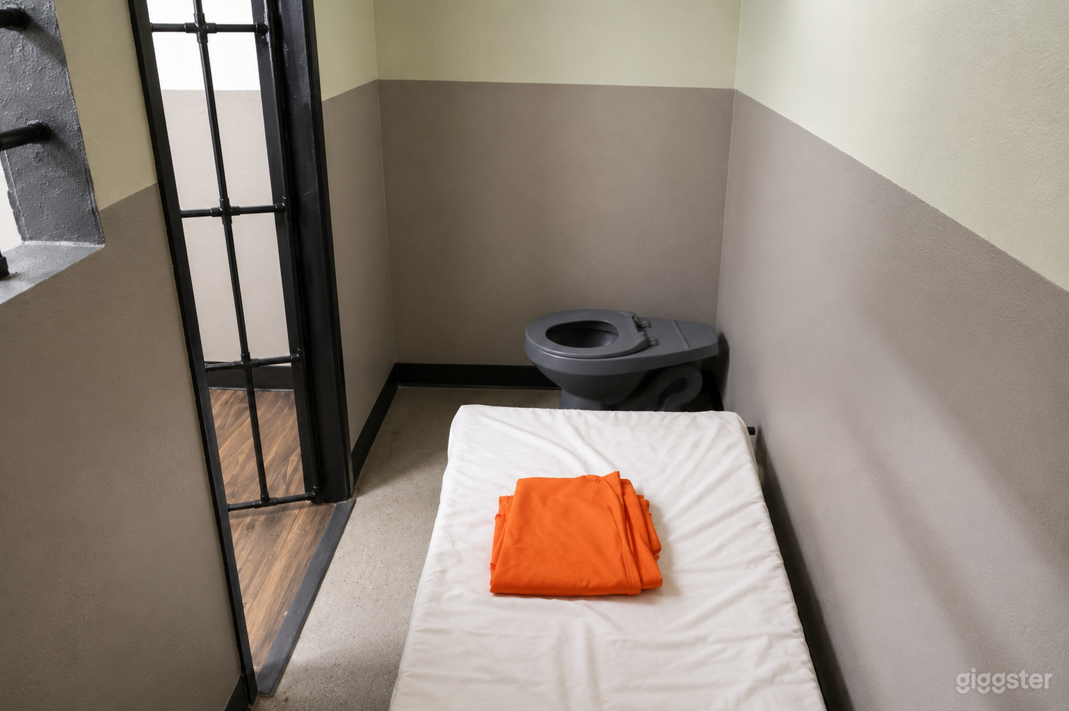 Realistic Jail Cell & Interrogation Room Set Near DTLA Photo 2