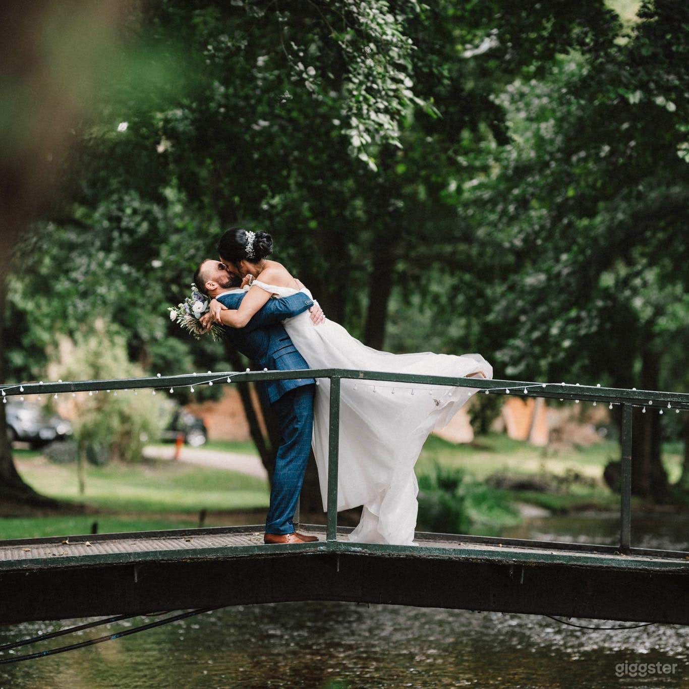The bridge over the River Poulter