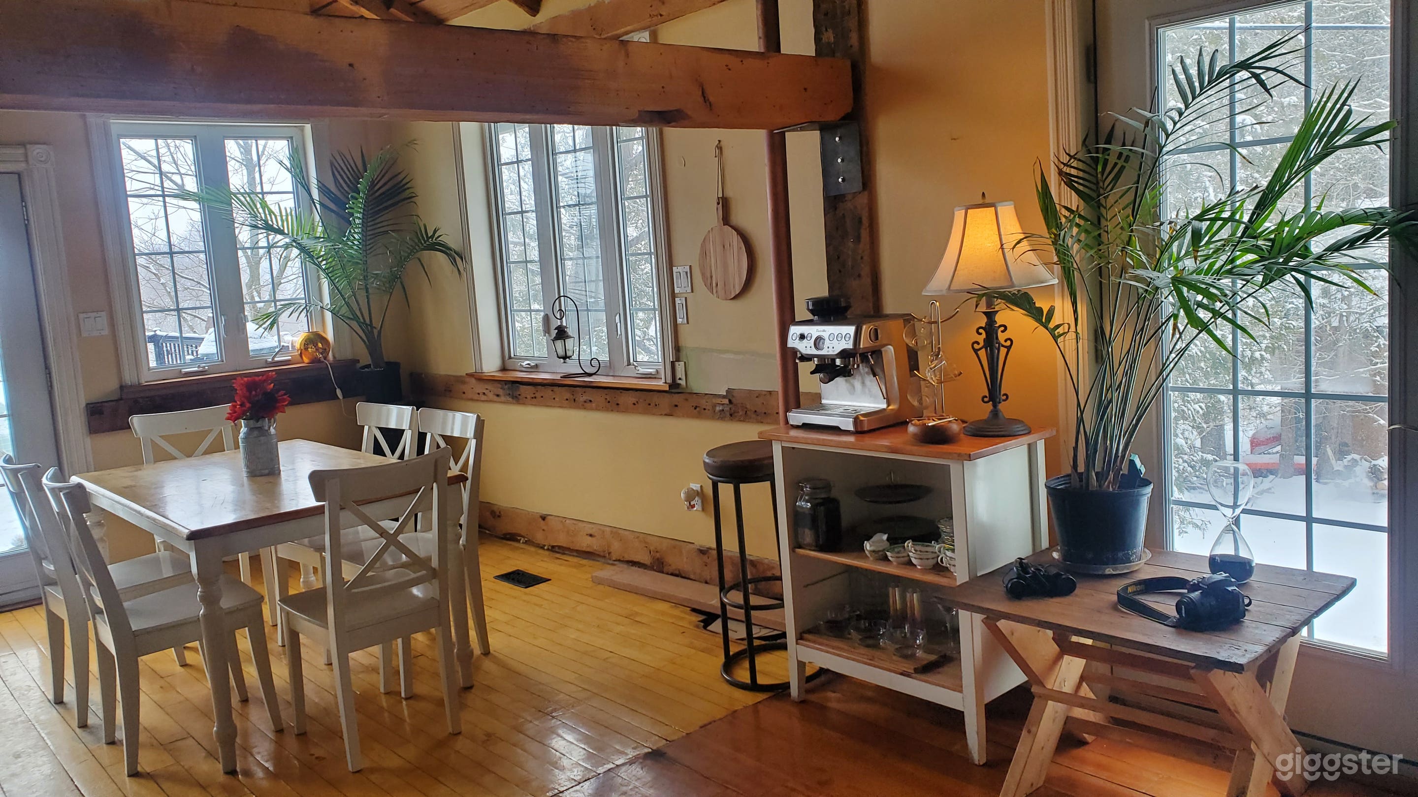 Heritage Riverside Cottage Photo 4