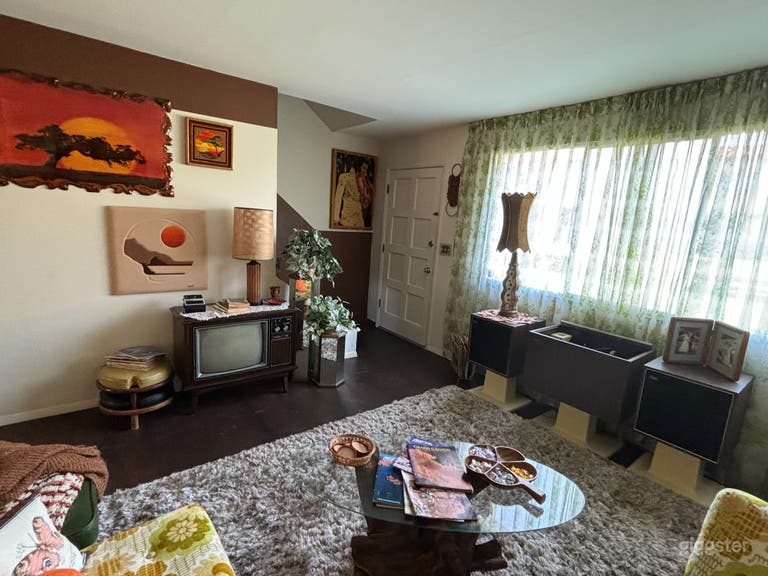  That 70s Pad: Vintage Time Capsule in Scottsdale  