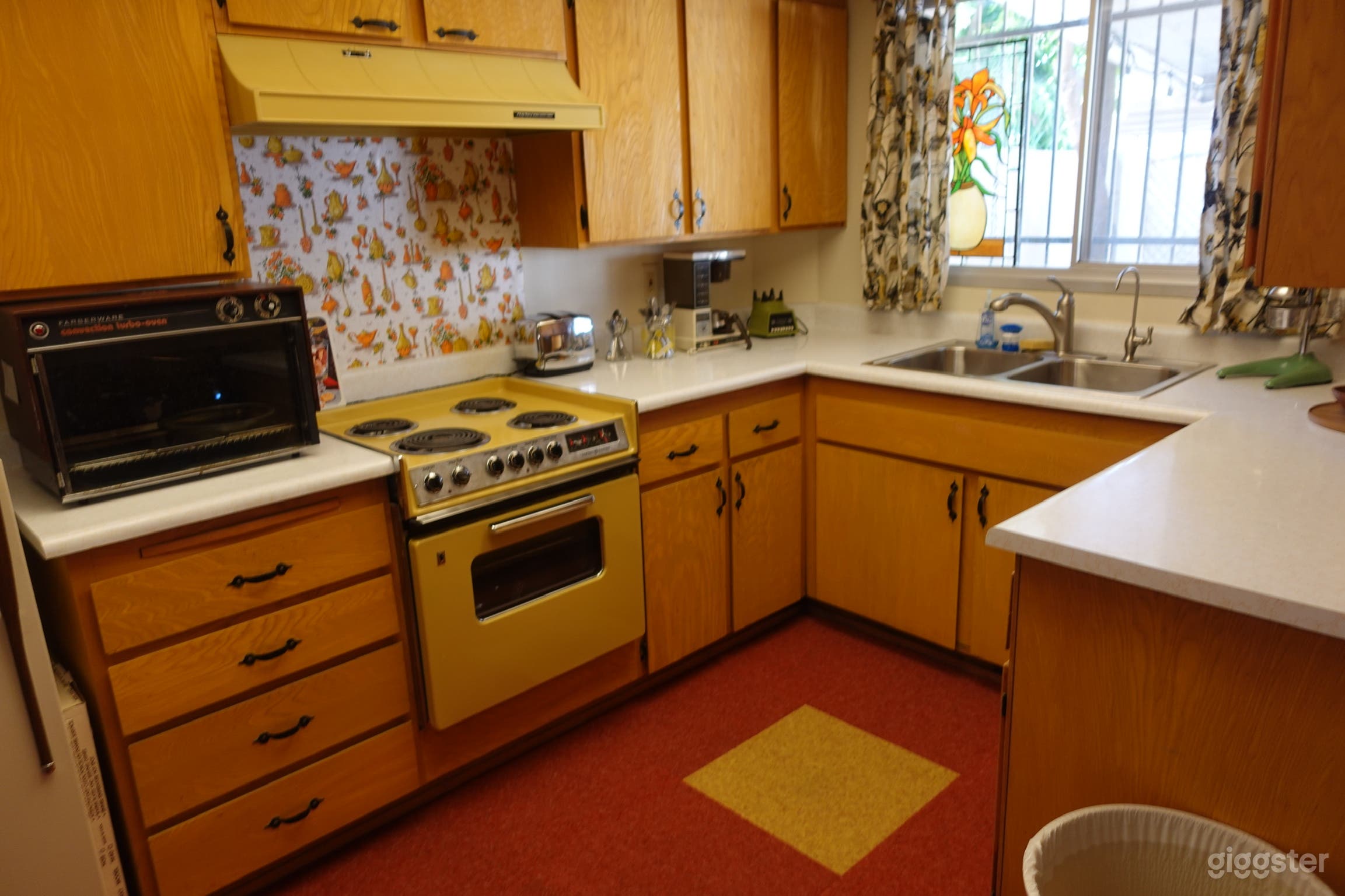 That 70s Pad: Vintage Time Capsule in Scottsdale  Photo 4
