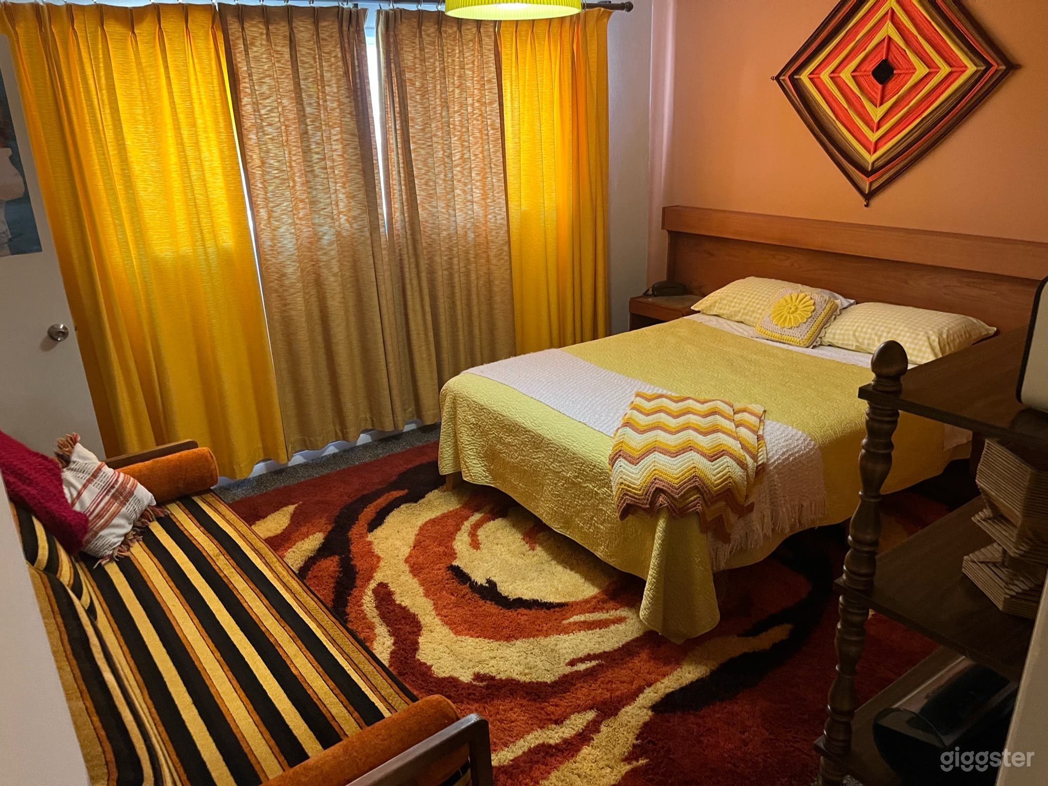 That 70s Pad: Vintage Time Capsule in Scottsdale  Photo 4