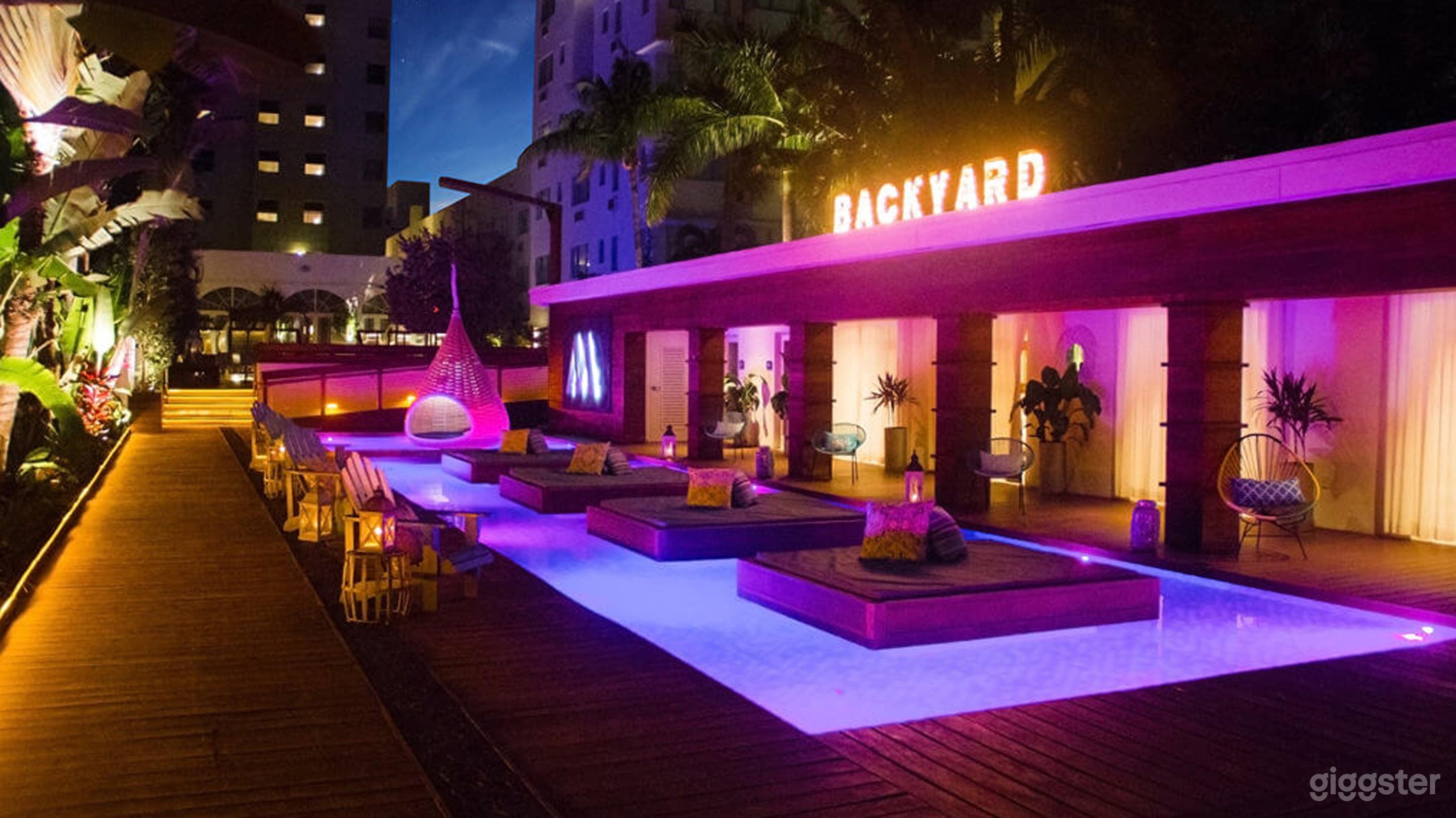 Premier Outdoor Lounge And Event Space Photo 3