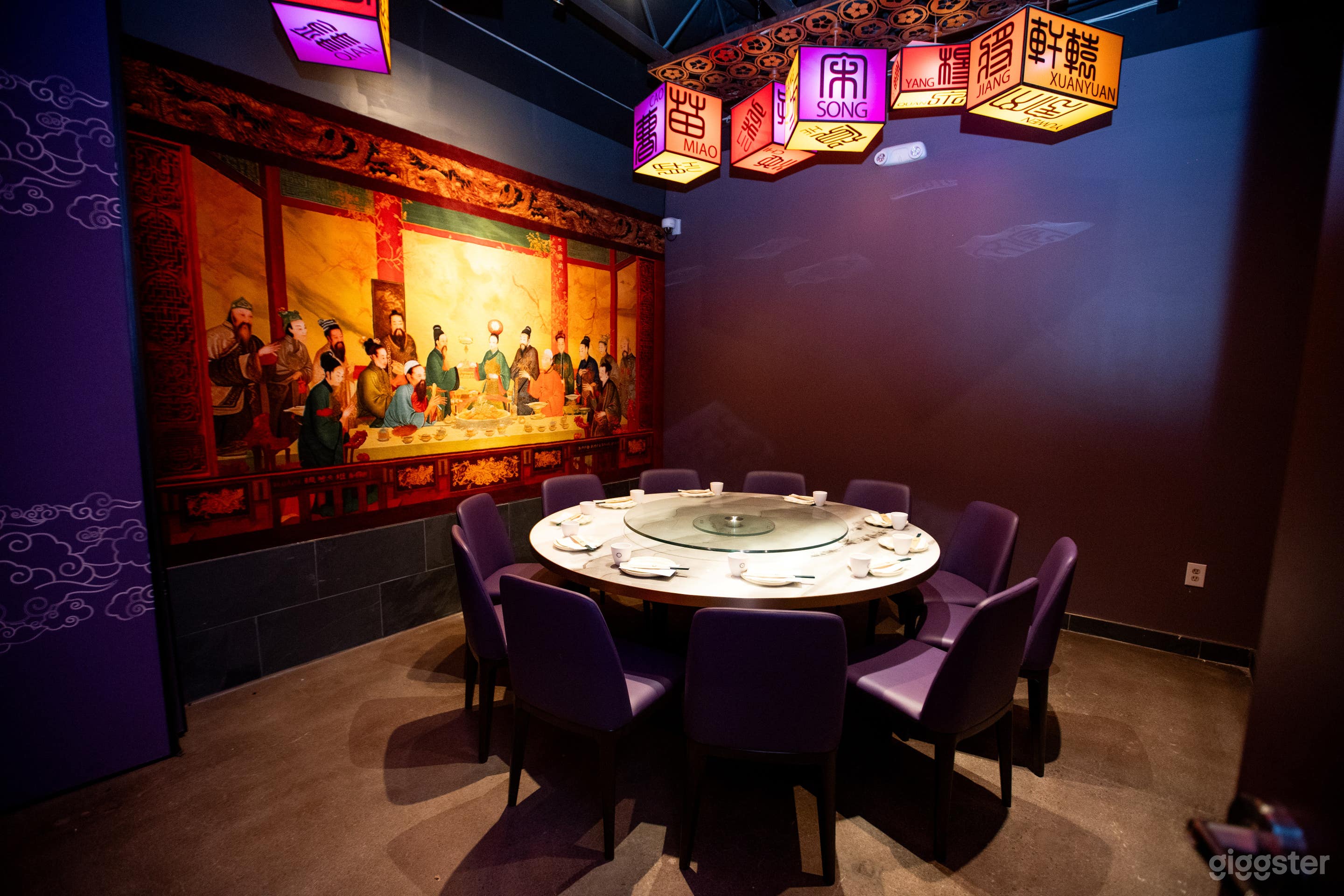 Modern Asian Private Dining Room in Las Vegas (Seats 12) Photo 2
