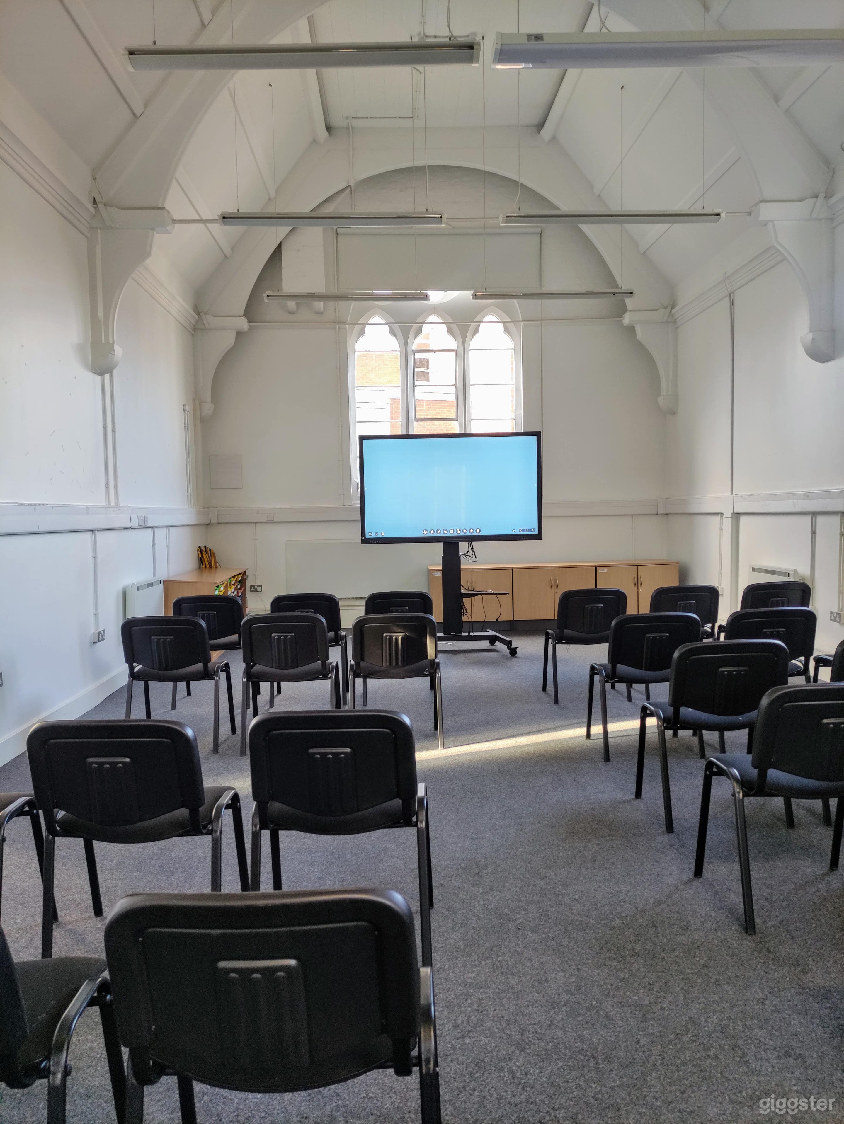 Middlesex Hall Photo 2