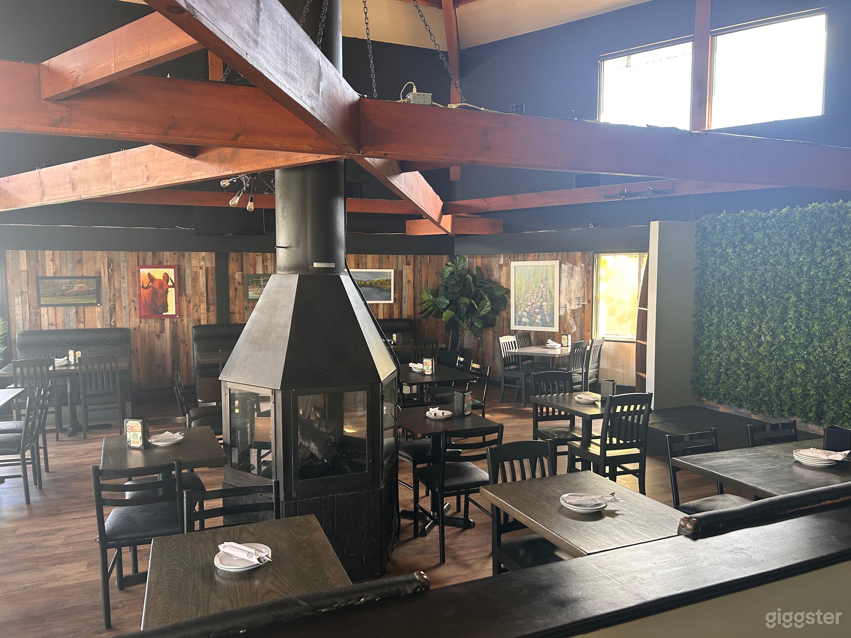 Dock Side Dining Restaurant Photo 1