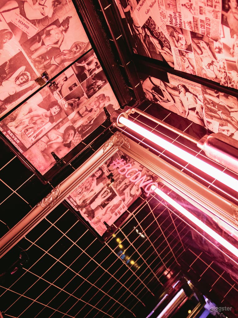  Hidden 70s porn-inspired bar 