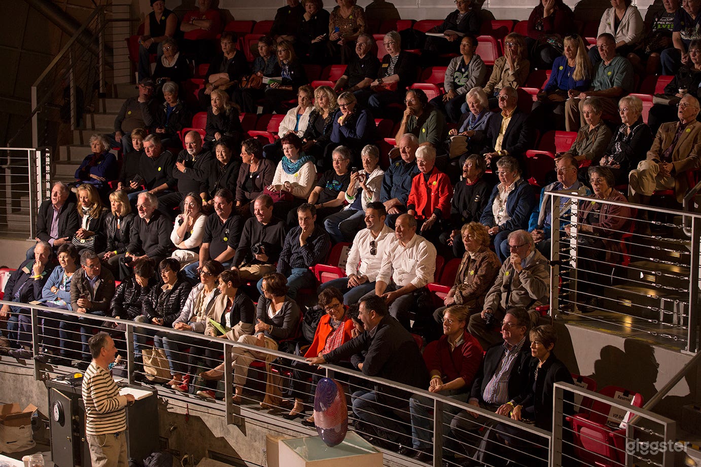 Museum Theater Perfect for Presentations and Meetings Photo 1