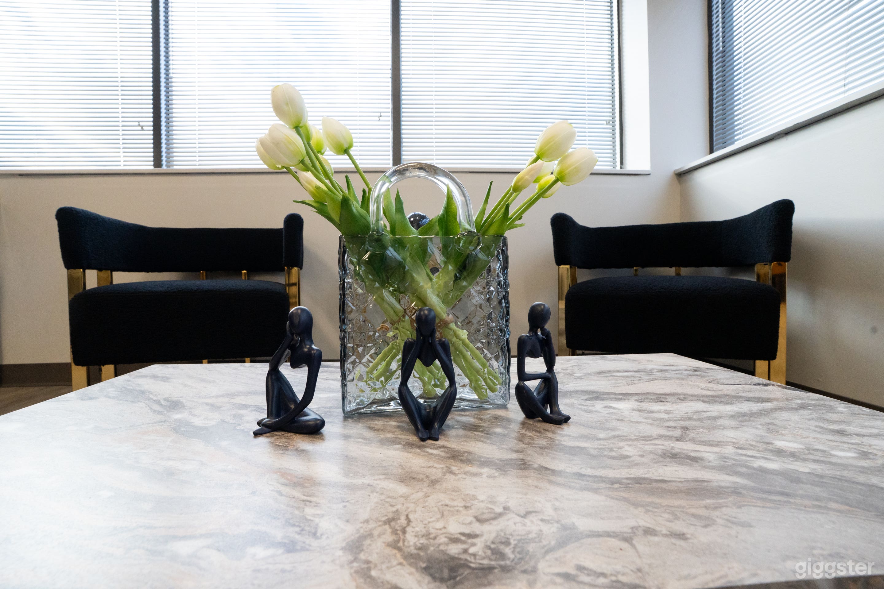 24/7 Baltimore Luxury Studio Photo 4