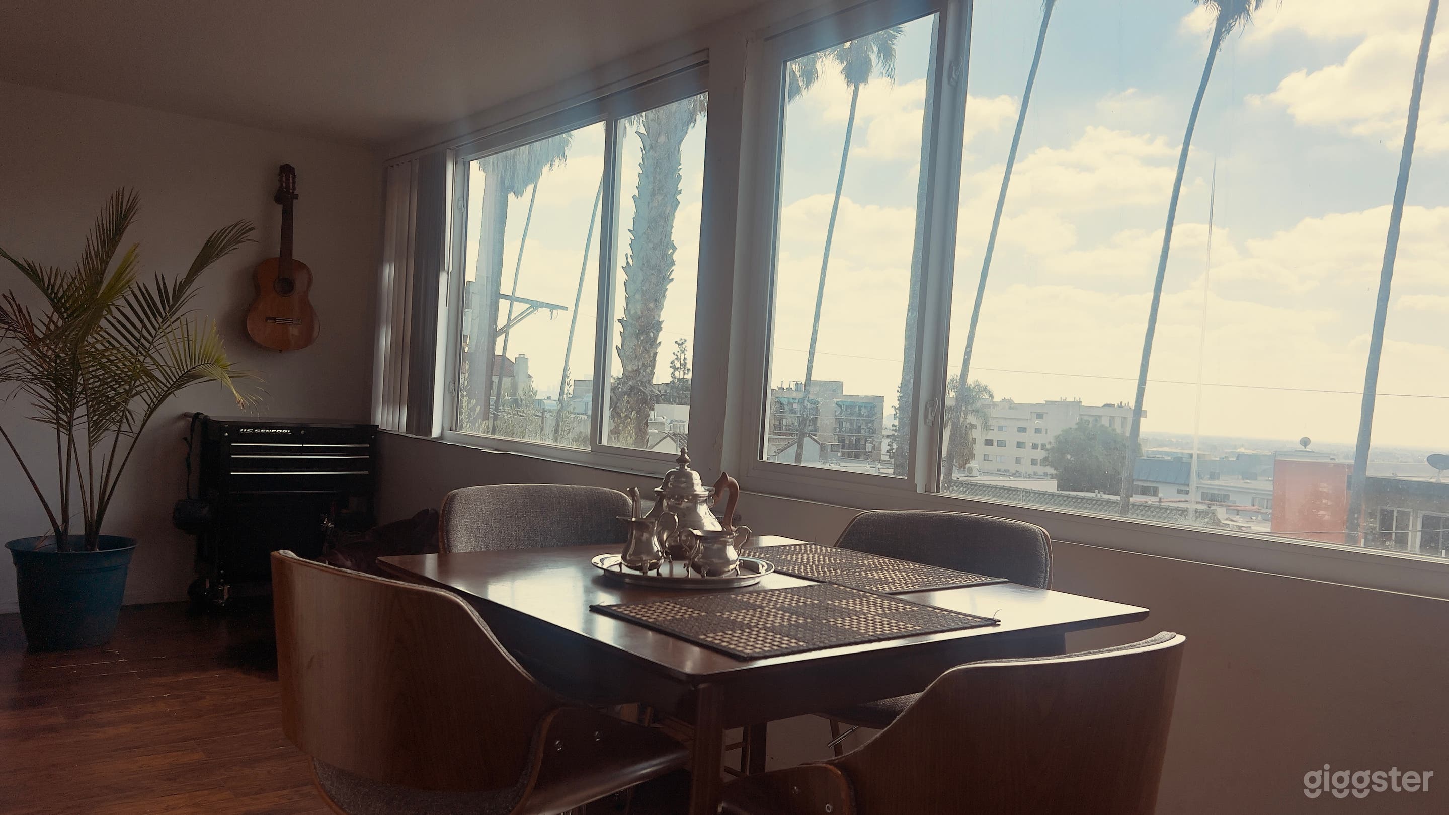 Hollywood Dream Apartment Photo 2