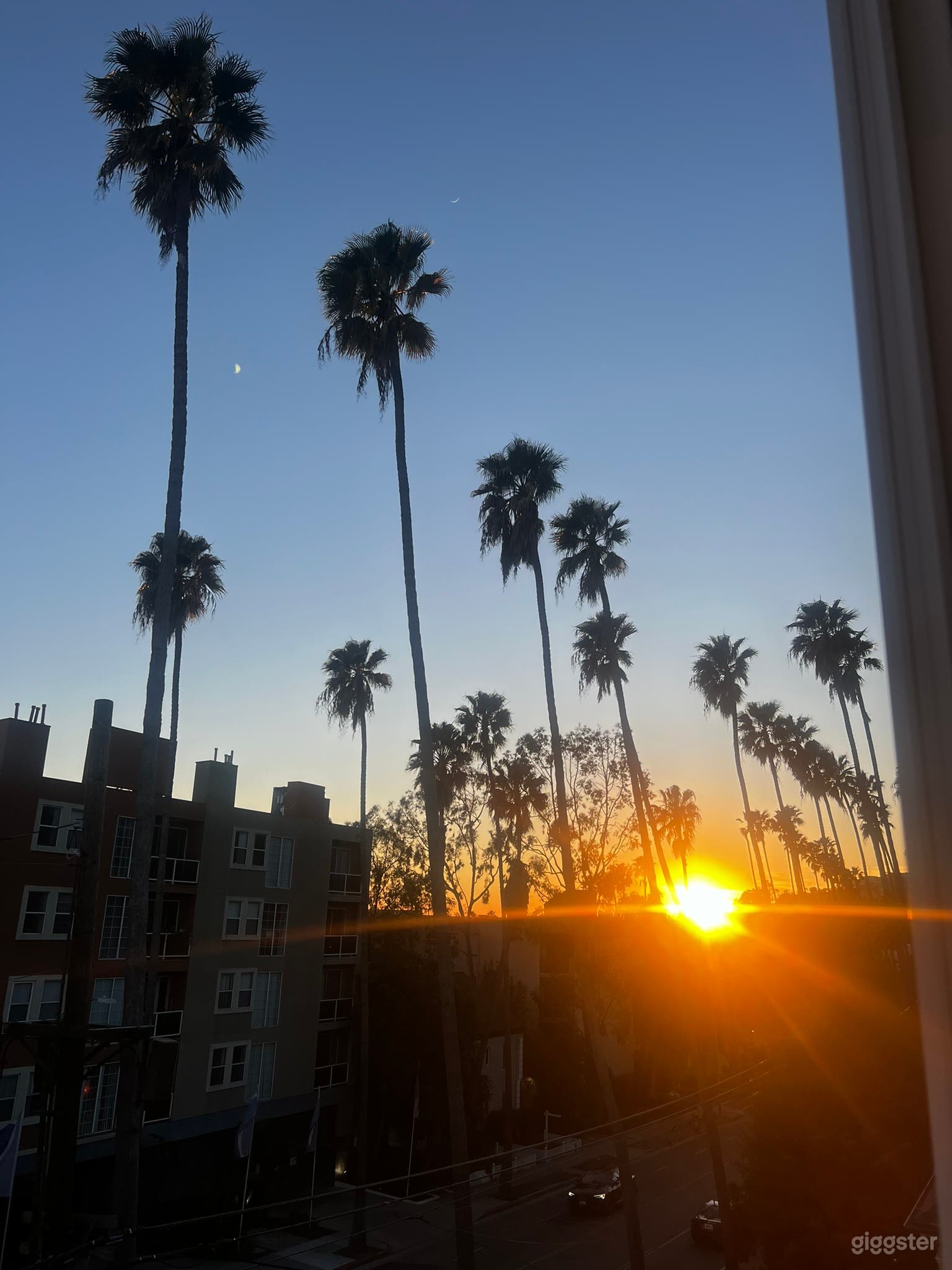 Hollywood Dream Apartment Photo 1