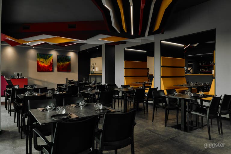  Ristorante di design moderno, ideale per eventi e produzioni 
