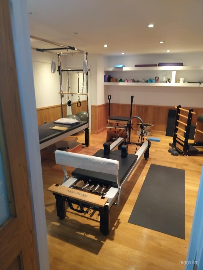  Huge Gym/Studio/Pilates/Massage Space 