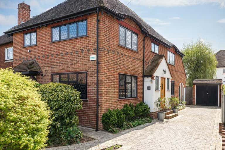  Detached Family House 