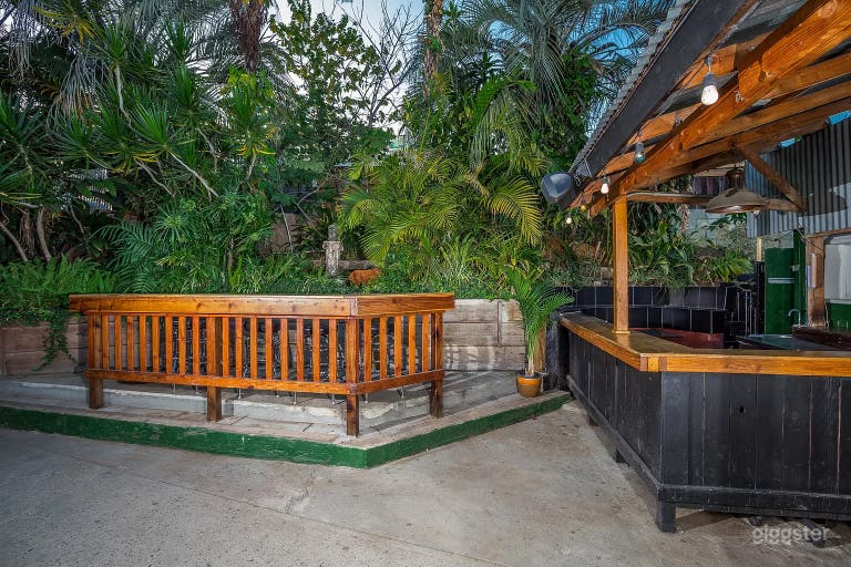  Shaded Garden Patio located in Central San Diego! 