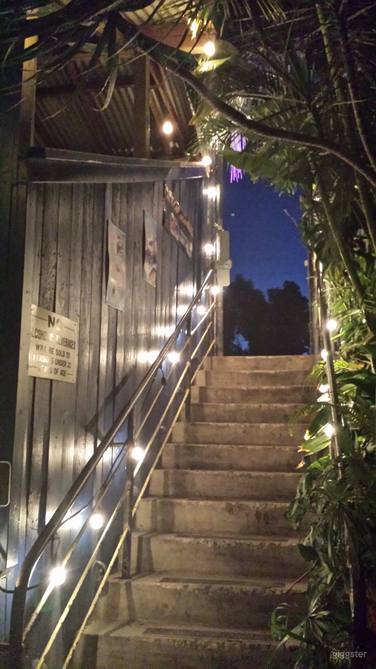  Shaded Garden Patio located in Central San Diego! 