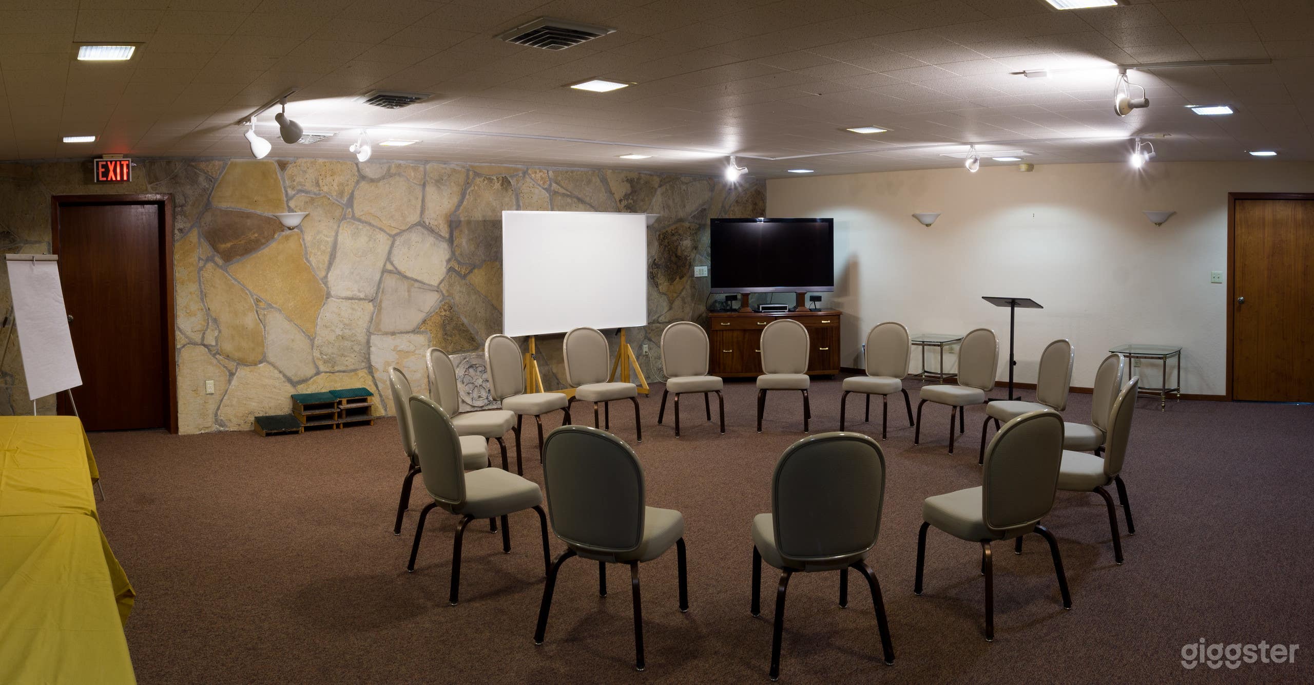 Cozy Rimrock Room Photo 2